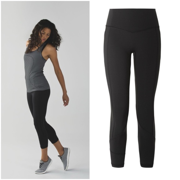 900.♎️Lululemon all the right places crop - Picture 10 of 10